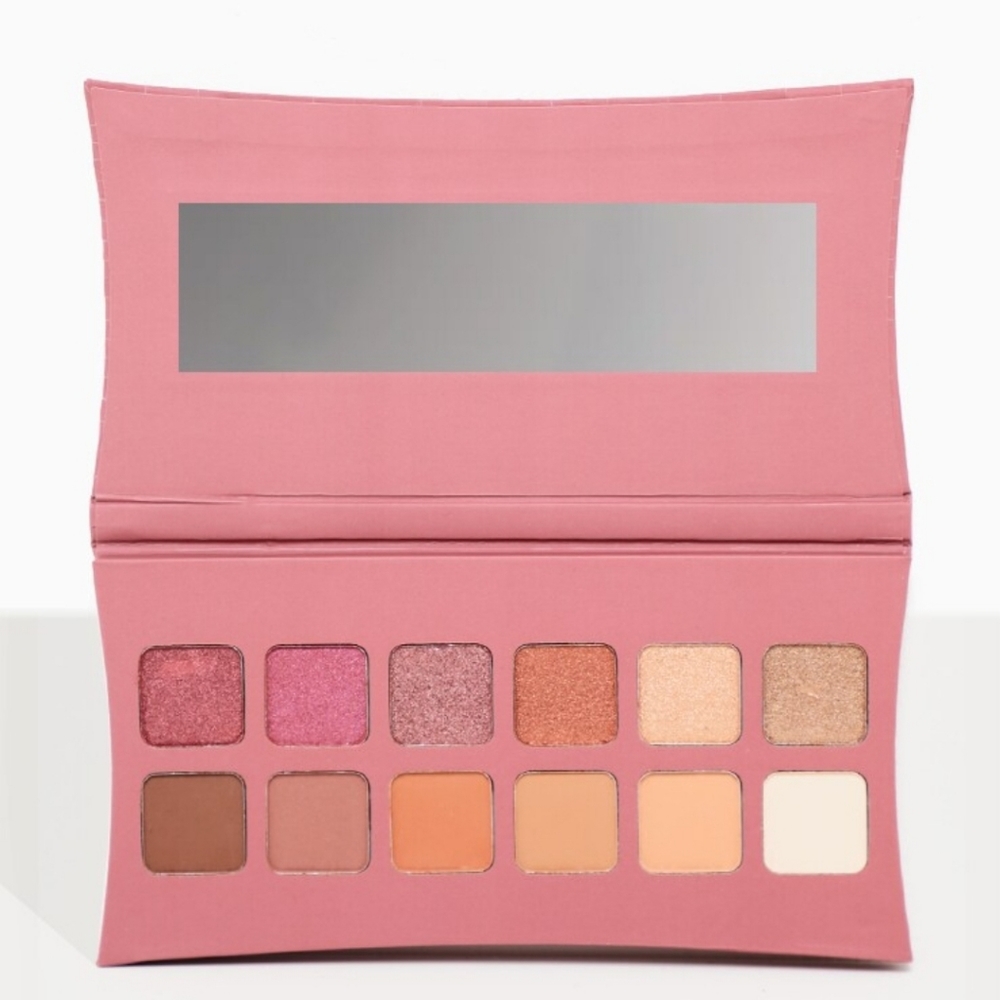 Illamasqua unveiled artistry palette
